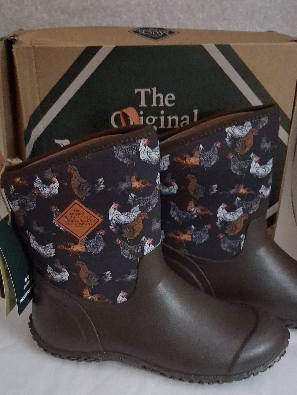 MUCK Boots With Chickens Size 8 New In Box WM29CK